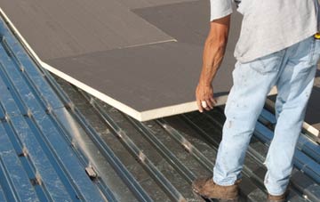 benefits of insulating Scot Hay flat roofing